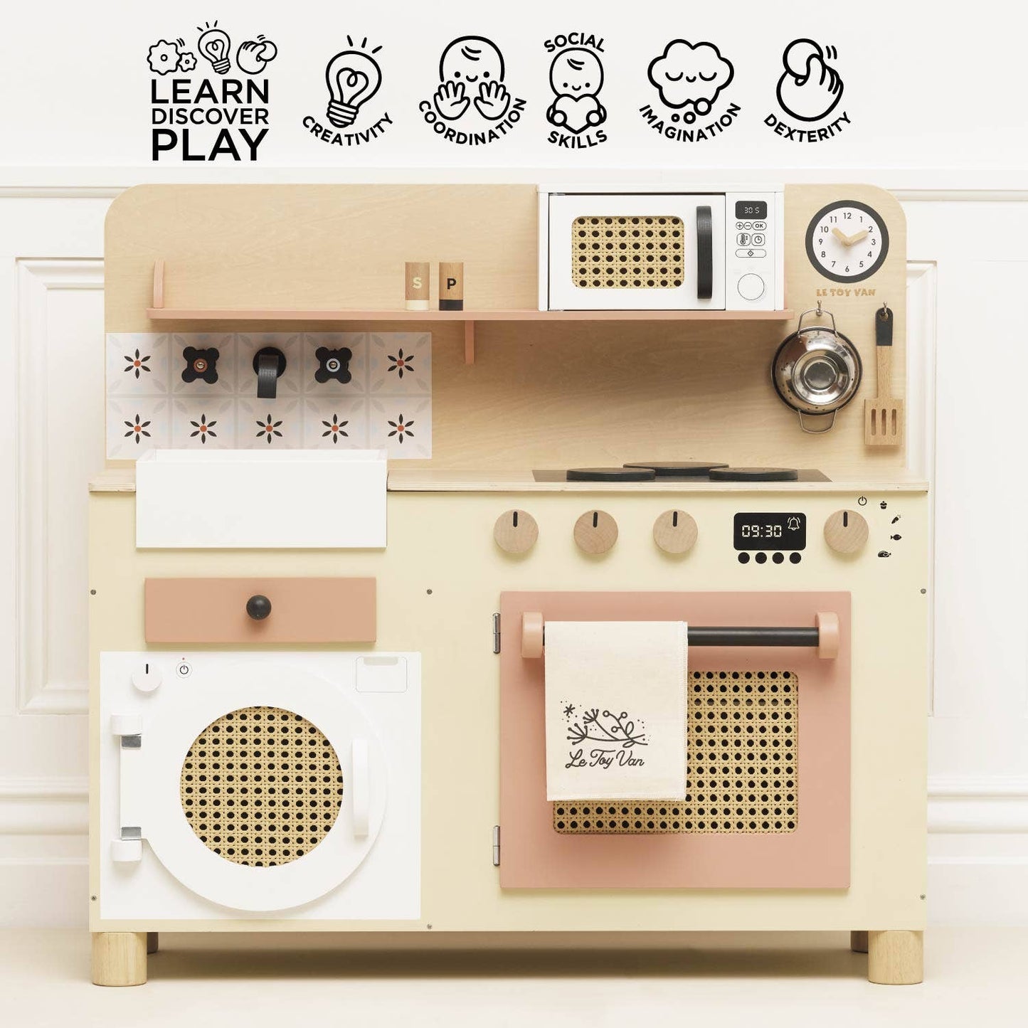 Rattan Family Wooden Play Kitchen