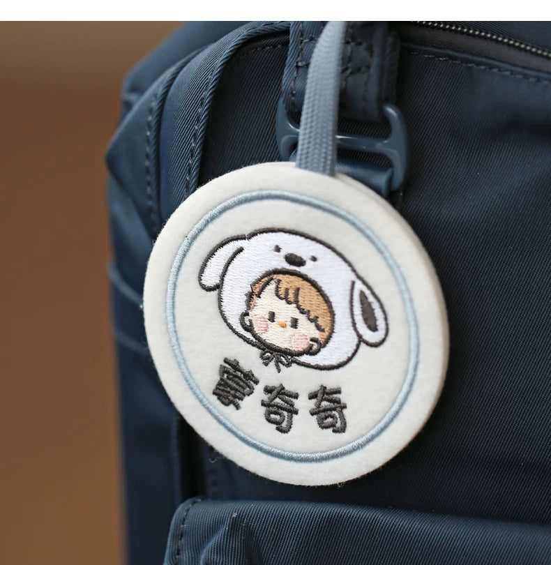 定制定姓刺绣定制宝宝儿童园书包婴儿车挂件防走丢名字帖挂牌